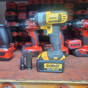 디월트충전임팩렌치 DCF880 배터리포함 아시바렌치 비계렌치