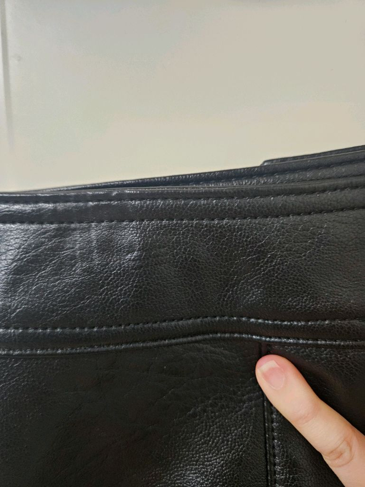 구호플러스 Faux Leather 미니 스커트 블랙--6