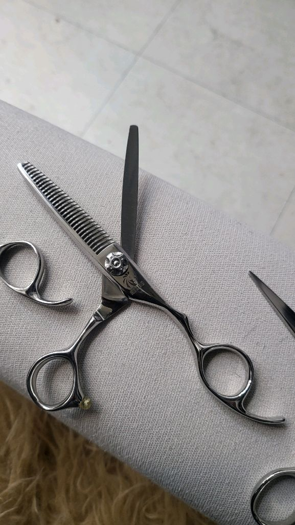 미용가위 1010요술가위/ 230기본틴닝/ 5.5 블런트/ 개별25만--2