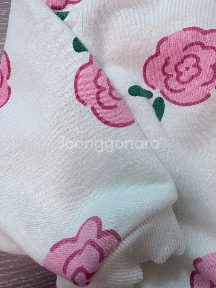 로아앤제인 맨투맨 100사이즈--1