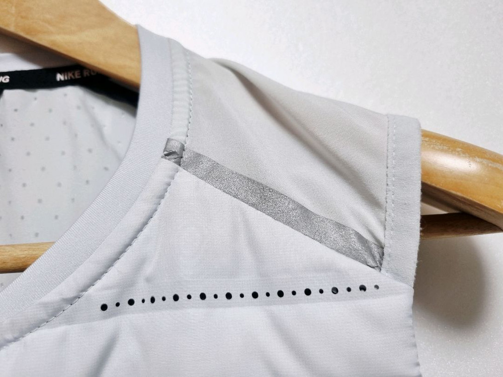 여성 나이키 에어로로프트 에어로프트 구스 다운 경량 패딩 베스트 조끼 이미지