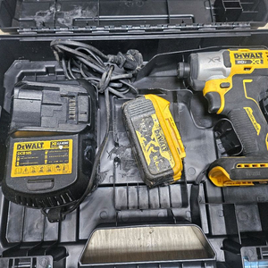 디월트 DCF845 충전 임팩 드라이버 드릴 세트