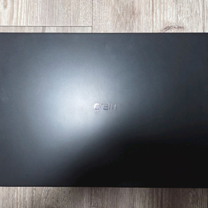LG Gram 노트북 i7 8GB RAM 477GB