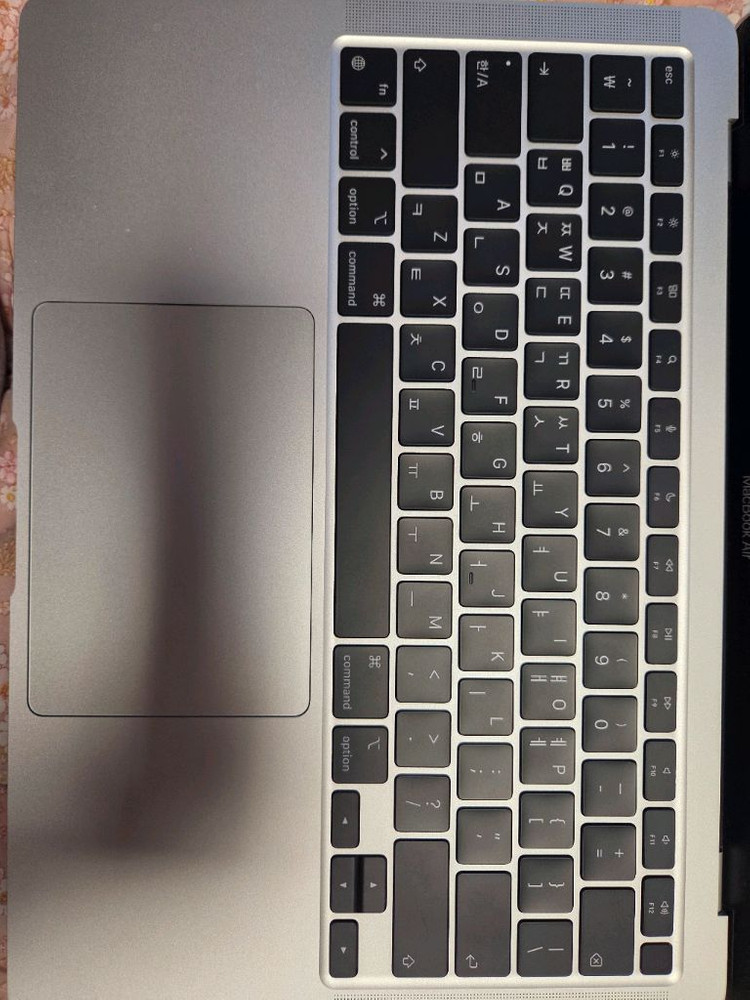 맥북 에어 2020 M1 8GB/256GB 이미지