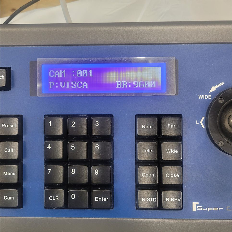 PTZ카메라 2대 컨트롤러1대--1