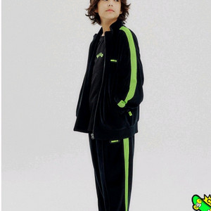 히로 벨로아 테잎 트랙 집업 블랙160