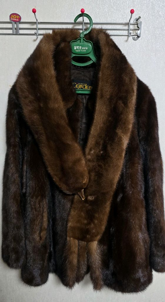 대동모피 사가 로얄 밍크 코트 +여우목도리 이미지