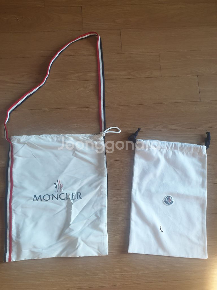 초초특가 정품몽클레어다운조끼--1