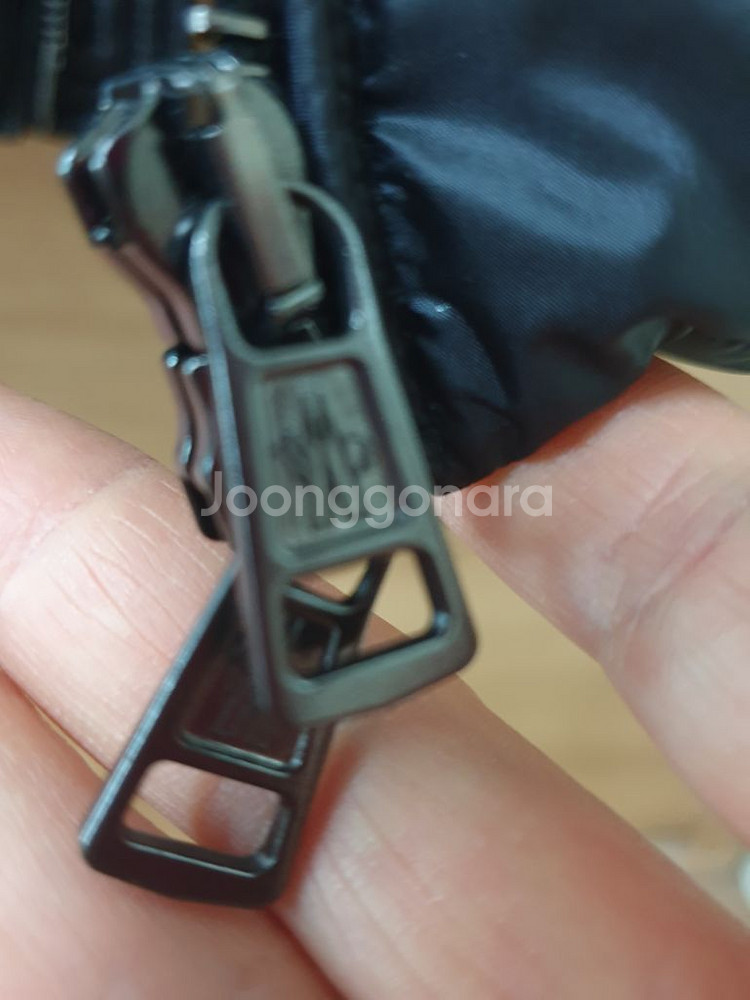 초초특가 정품몽클레어다운조끼--3