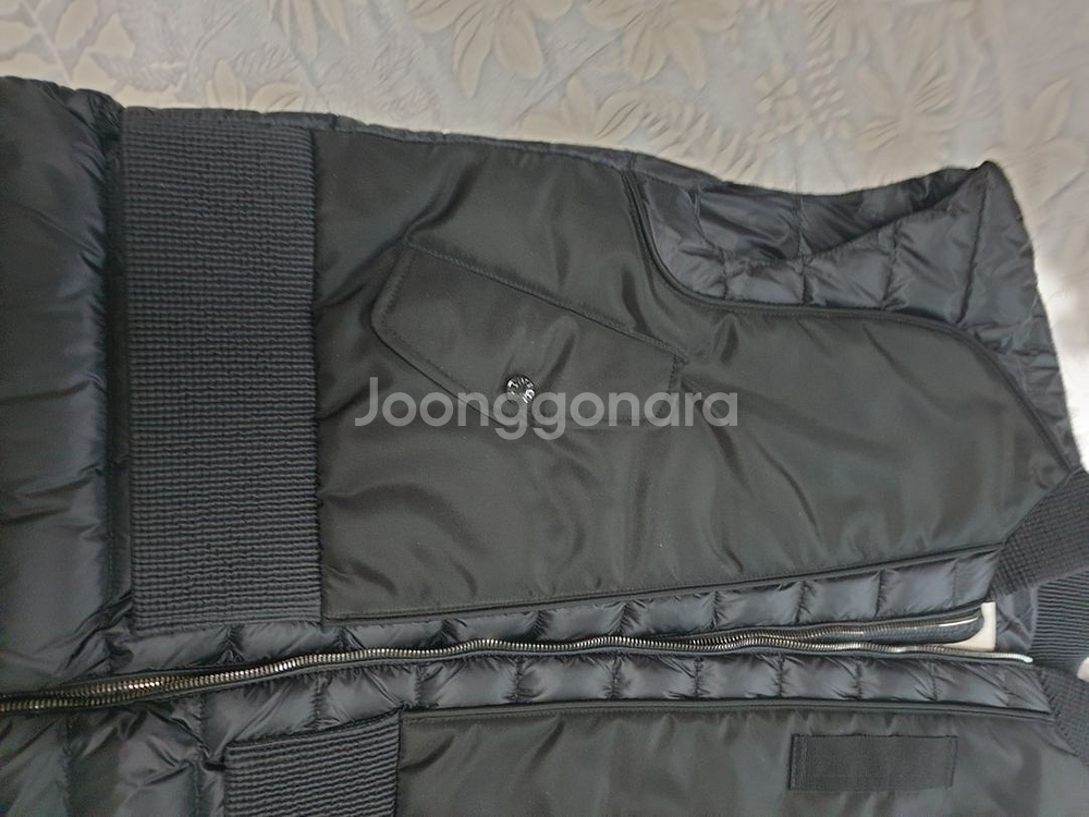 초초특가 정품몽클레어다운조끼--5