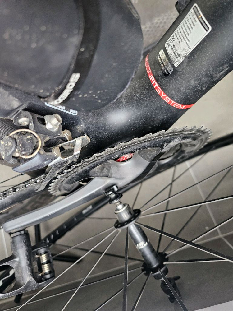 아르곤18 크립톤 카본 로드바이크 본트레거 카본 휠셋포함 120만원에 팝니다--3