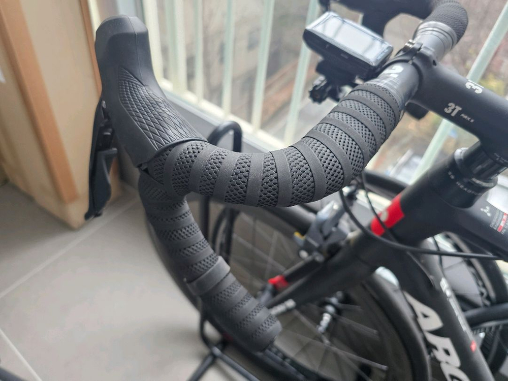 아르곤18 크립톤 카본 로드바이크 본트레거 카본 휠셋포함 120만원에 팝니다--7