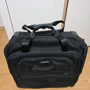 투미 Tumi Alpha 2 wheel compact duffel