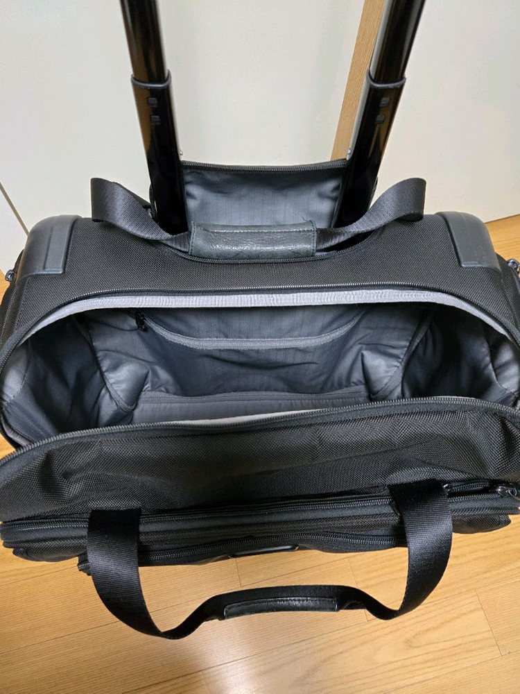 투미 Tumi Alpha 2 wheel compact duffel--5