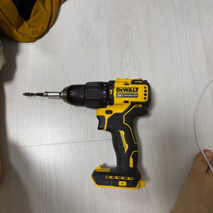 디월트 무선드릴 드라이버709 20v