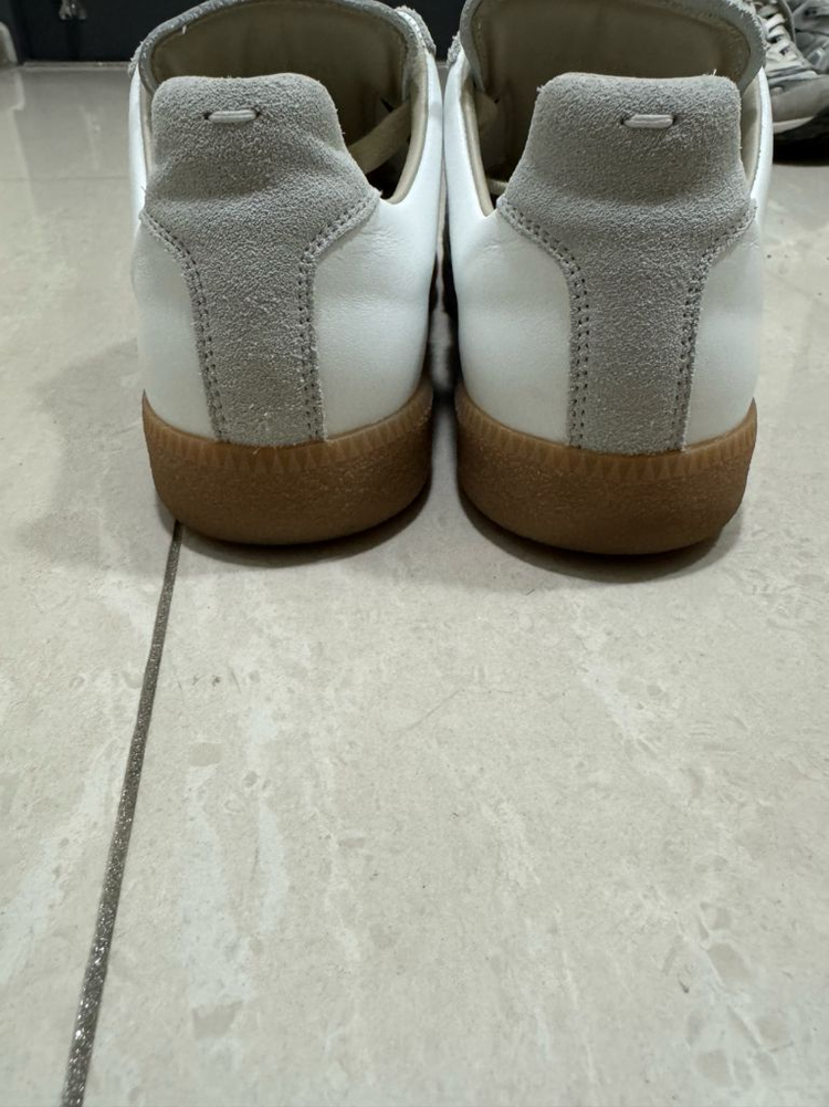 메종 마르지엘라 독일군 스니커즈 이미지