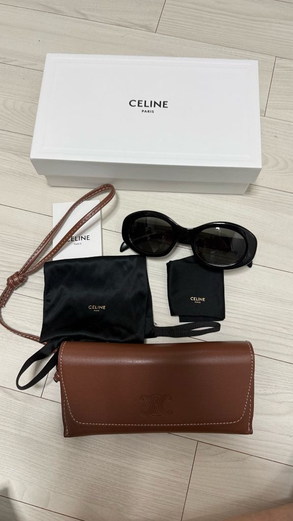 정품 셀린느 선글라스 트리옹프 오벌 선글라스 수지 안유진 아이린 01 블랙 신상--5