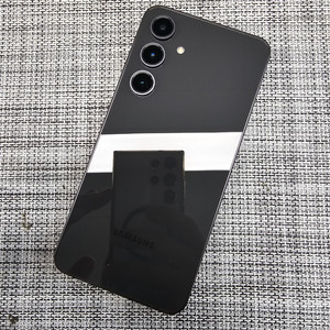 (특SSS급) 갤럭시 S24FE 256G 블랙 25년 5월개통 액정무기스 검수완료 공기계 48만팝니다@@