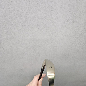 (최종민하ㅠ)신품급)(여성용)PRGR ID RED 5번 아이언 판매합니다.