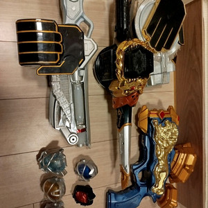 가면라이더 위자드라이버.위저소드건.다이스사밸.미라지매그넘