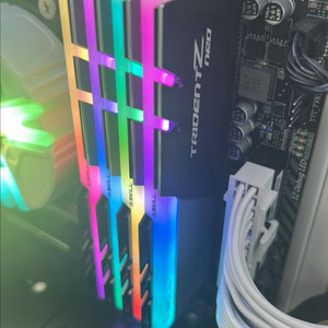 [판매] 지스킬 DDR4-3600 CL18 TRIDENT Z NEO 128GB 패키지 (32GB x 4)