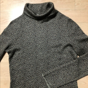 정품 보테가 베네타 캐시미어 니트