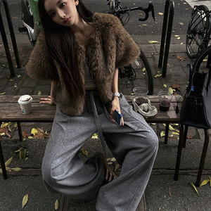 먼메이드 페이크퍼 반팔 폭스퍼자켓