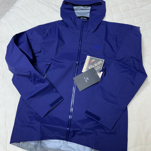 아크테릭스 베타 고어텍스자켓 퍼플 L사이즈 팝니다