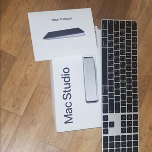 맥스튜디오m2 32래 1테라 팝니다 이미지