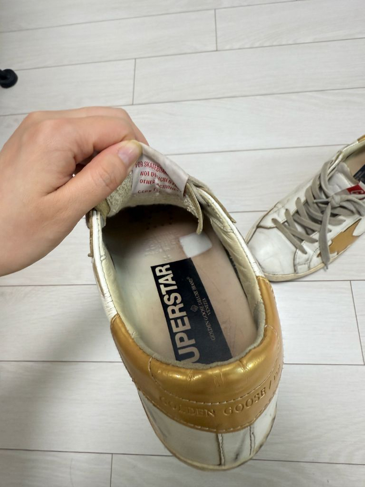 골든구스 빈티지 스니커즈 사이즈 225(35)--2