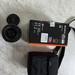 소니 50.2 gm 50mm f 1.2 gm 렌즈 팝니다