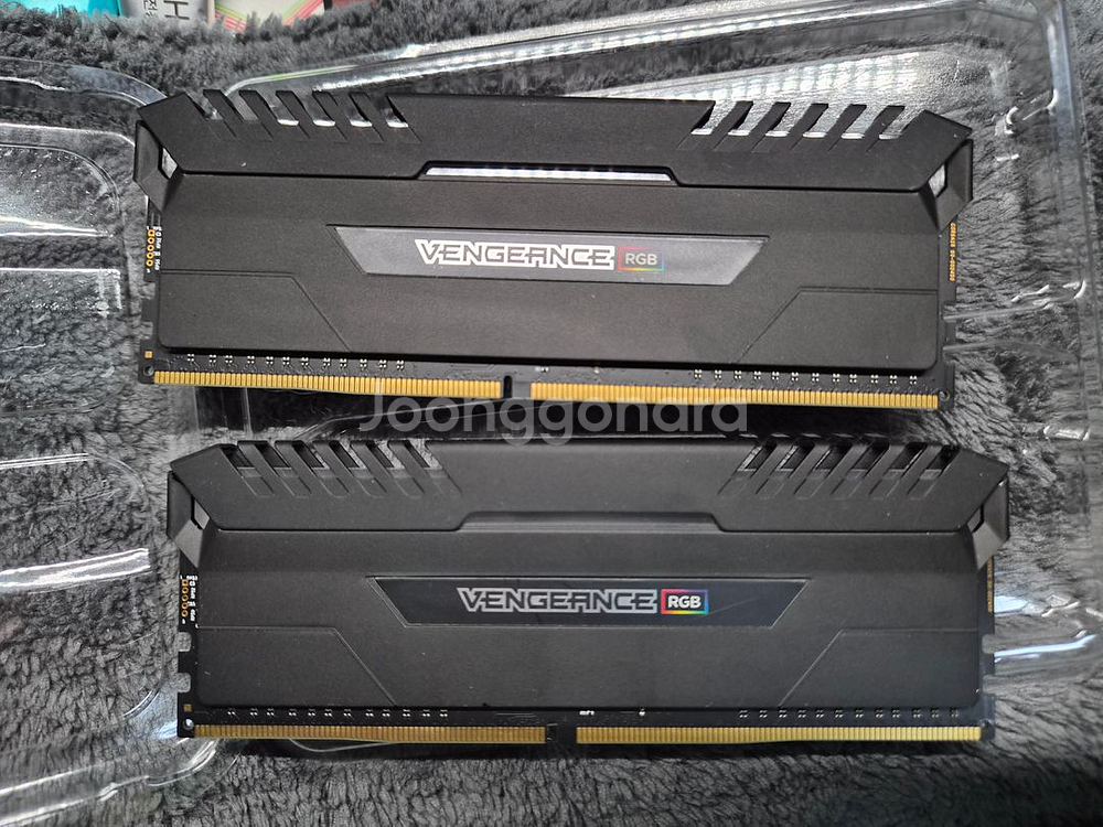 DDR4 8gb 두개 총 16gb 커세어 삼성 메모리 모듈 팝니다 운포 | 중고나라 - 안심되는 중고거래