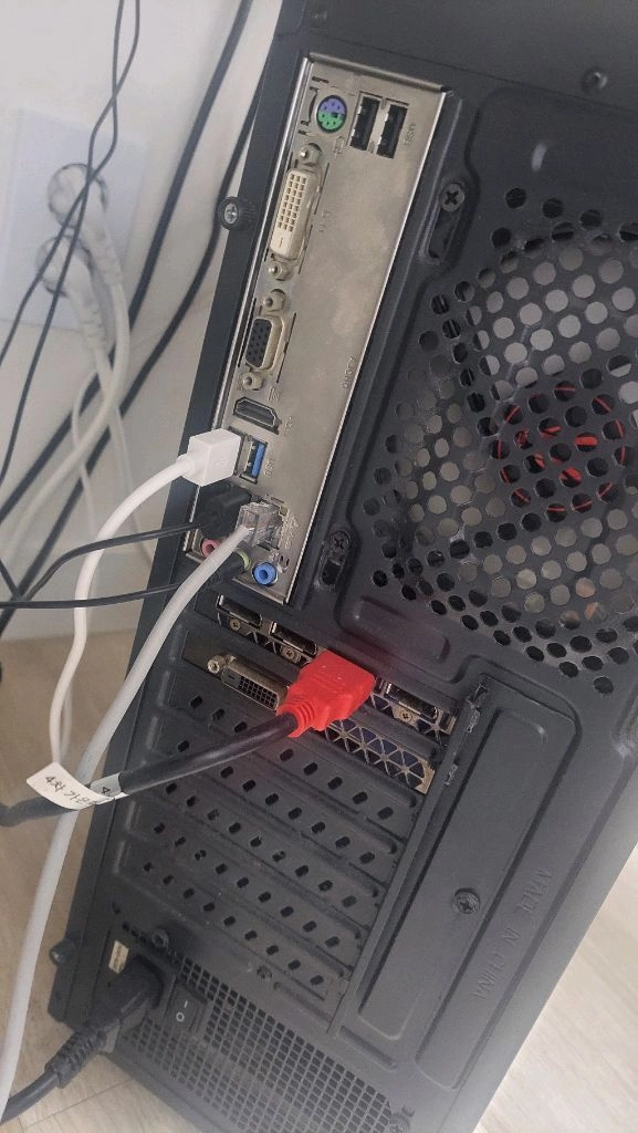 i7-7700 GTX1060 게이밍 데스크탑 (배틀그라운드, 롤, 옵치,피온)) 이미지