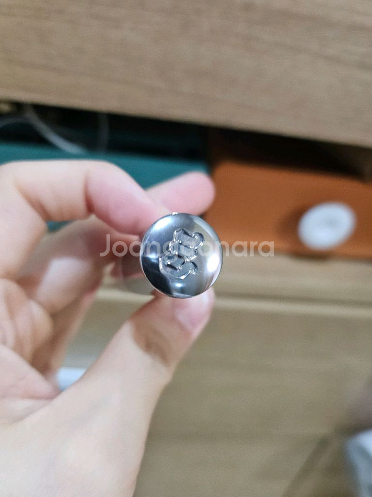 어반디케이 헤비메탈 글리터 아이라이너 그라인드--2