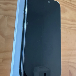 아이폰 15프로 티타늄 액정파손