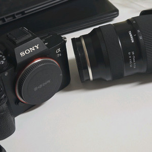 소니 A7M3 카메라 + 탐론 28-75mm F2.8 렌즈 세트