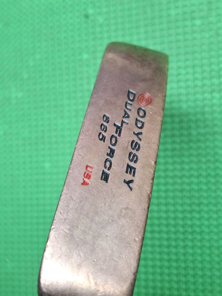 오딧세이 스완형 황동 퍼터 이미지