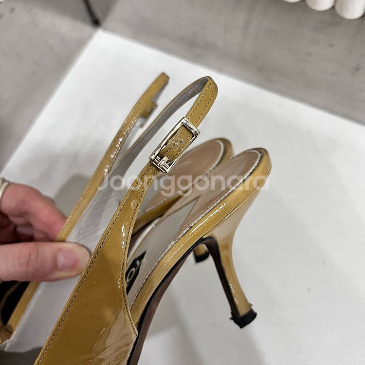 [35.5(225)] 톰포드 슬링백 힐 베이지--5