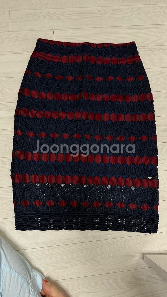 산드로 정품 자수 투피스 스커트 박신혜 펀칭 아일렛 블라우스 셋업 세트--7