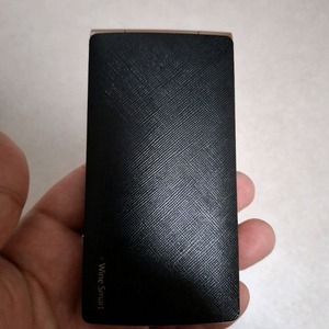 유플러스용 엘지 와인스마트 lte폴더폰 판매 합니다.