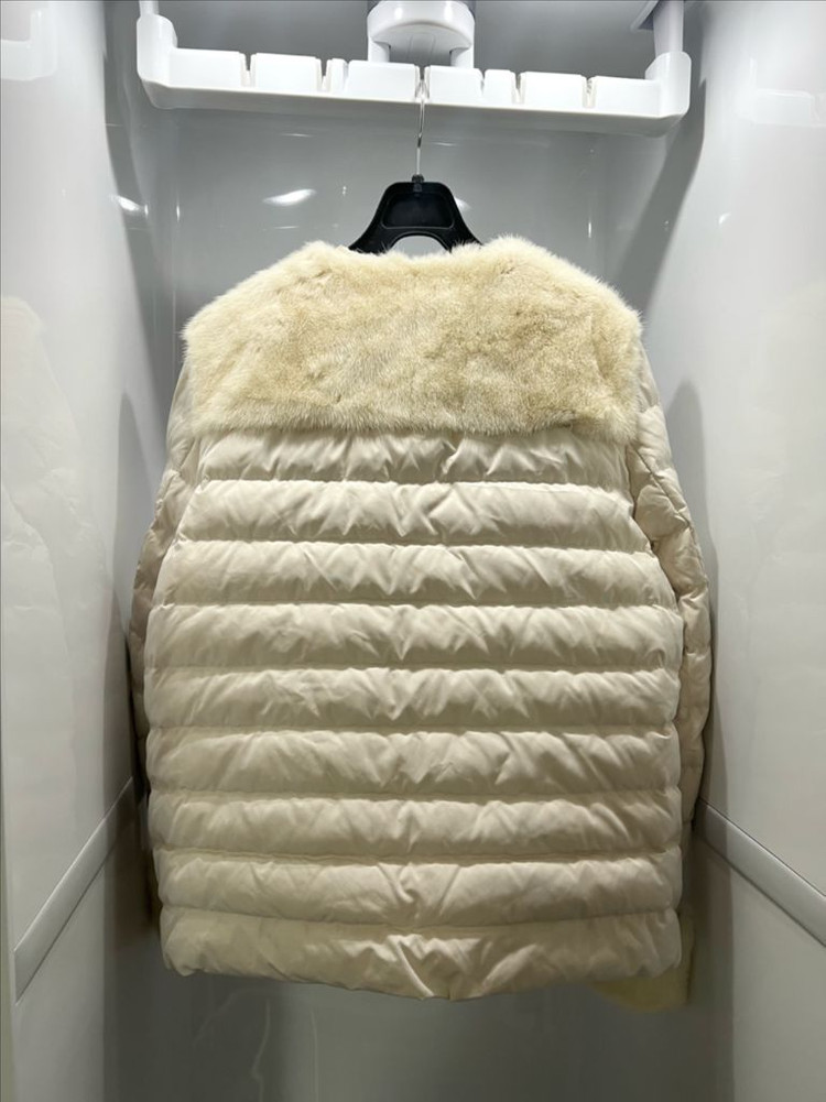 마쥬 maje 리얼밍크 트리밍 패딩자켓 오리털 덕다운 경량 점퍼 아이보리--2