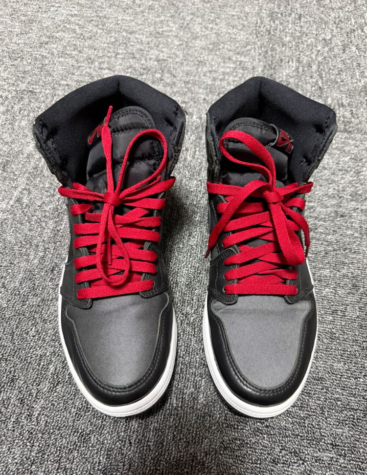 [정품/새상품] 나이키 에어 조던1 레트로 하이 OG 블랙 새틴 짐 레드--1