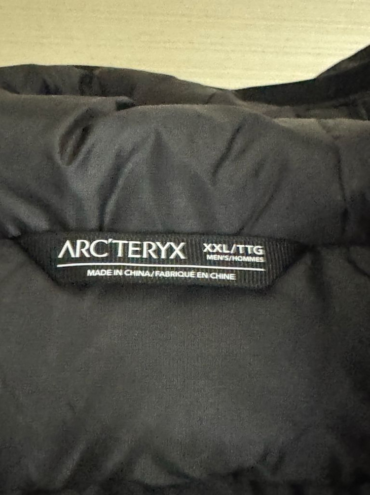 아크테릭스 알파 라이트웨이트 파카 xxl 이미지
