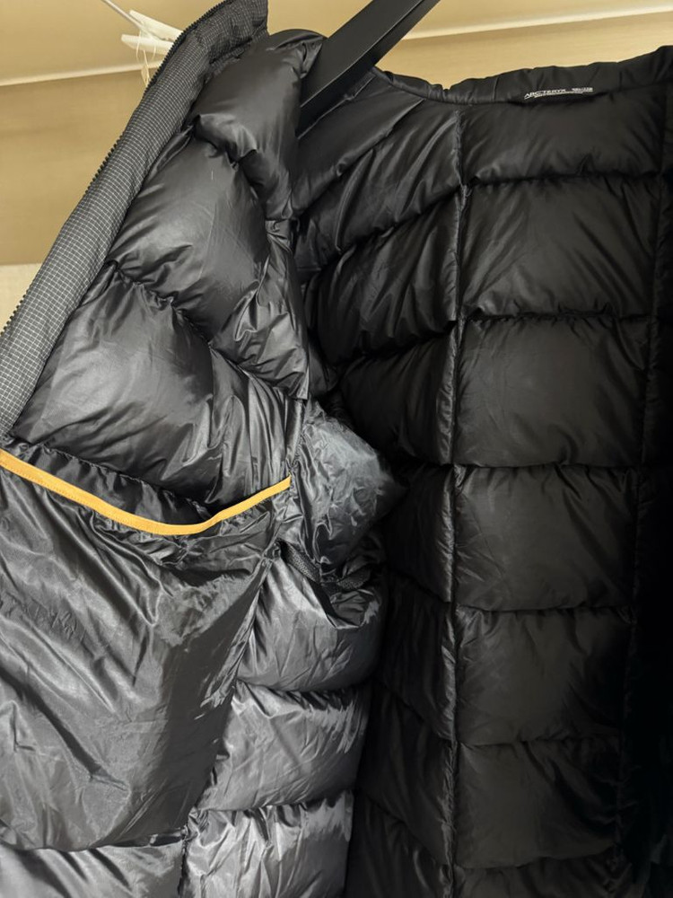 아크테릭스 알파 라이트웨이트 파카 xxl 이미지