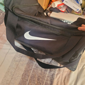 나이키 더블팩 가방 판매합니다.