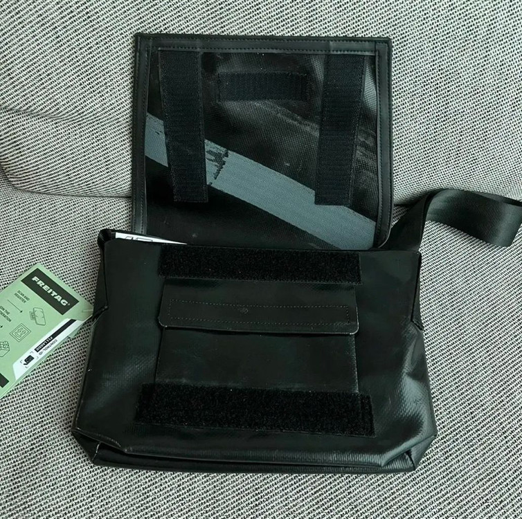 프라이탁 라씨 올블랙 올검 미사용 새제품 이미지