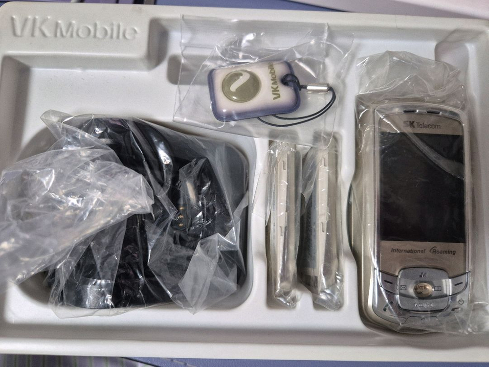 올드폰 VK220C 희귀 미개봉 네고가능 이미지