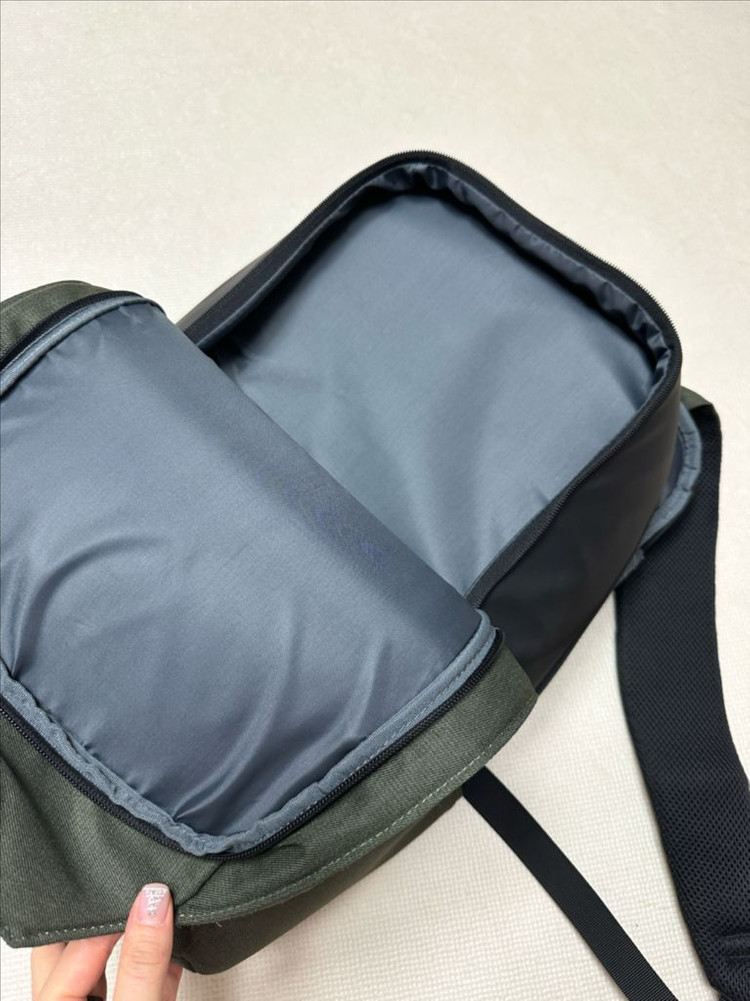 (새상품급) 카키색 백팩 이미지