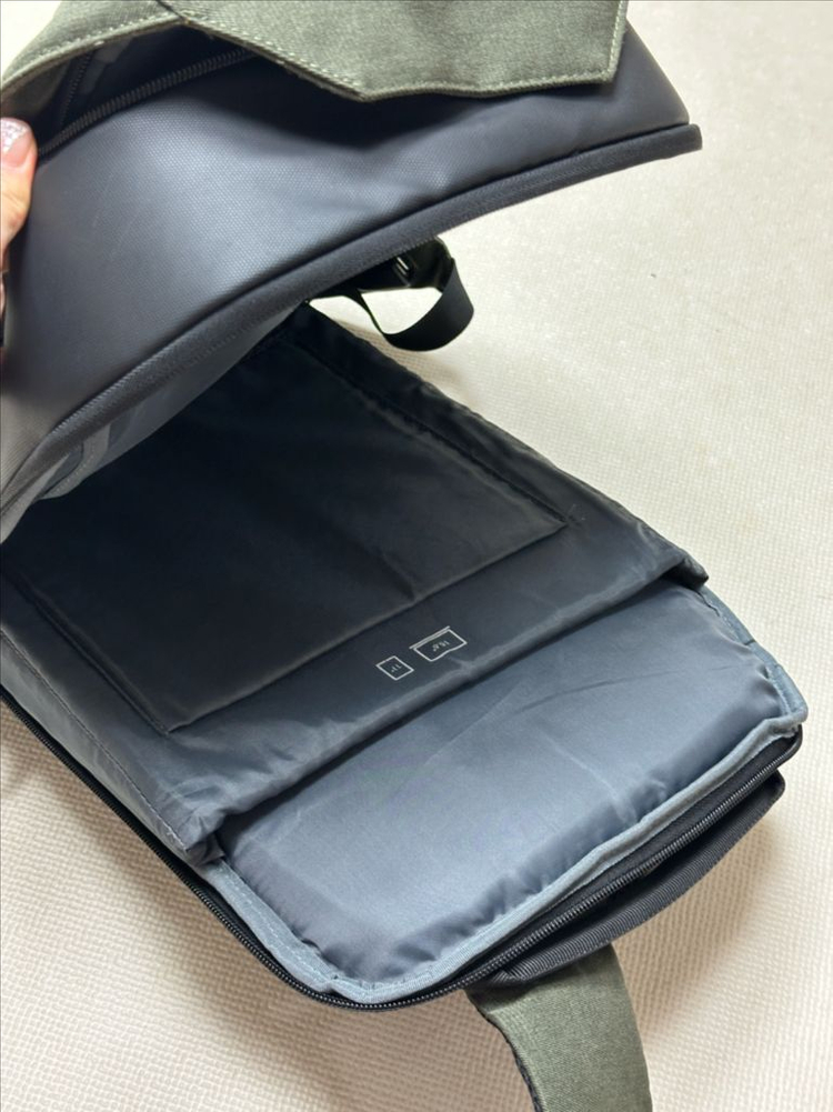 (새상품급) 카키색 백팩 이미지