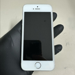 아이폰Se 32G 실버 SSS급!